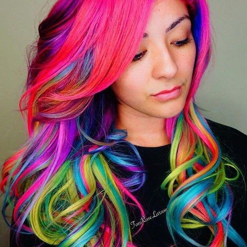 ярък multi-colored hair color