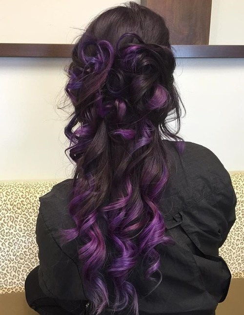 дълго dark brown hair with purple balayage
