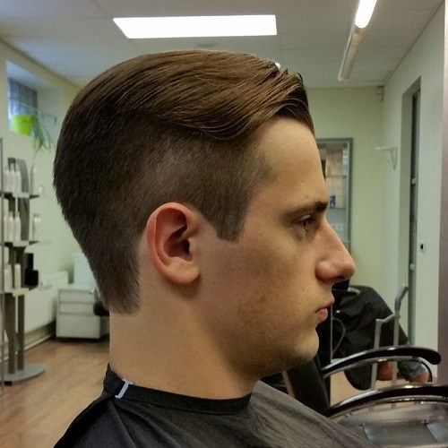 dlouho top short sides preppy hairstyle for men