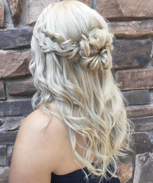 Рус Half Updo With Braids And Bun