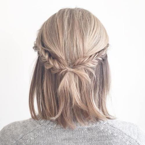 наполовина Updo With Fishtail Braids