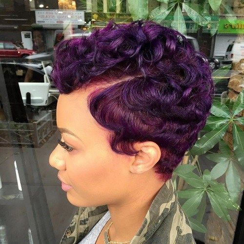 къдрав pixie hairstyle for black women