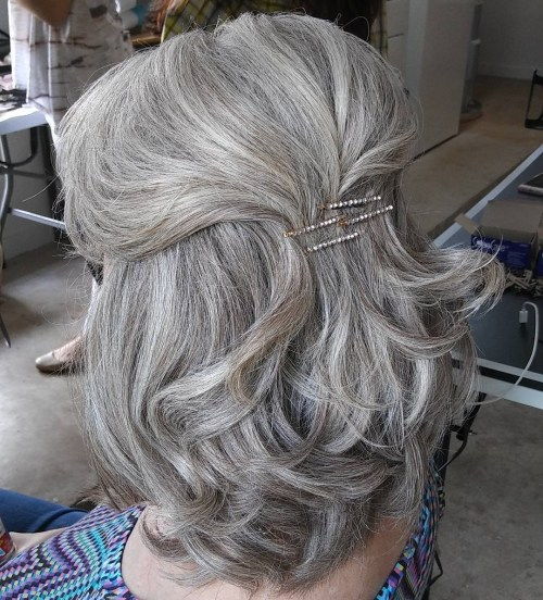 прост Half Updo For Mother Of The Bride