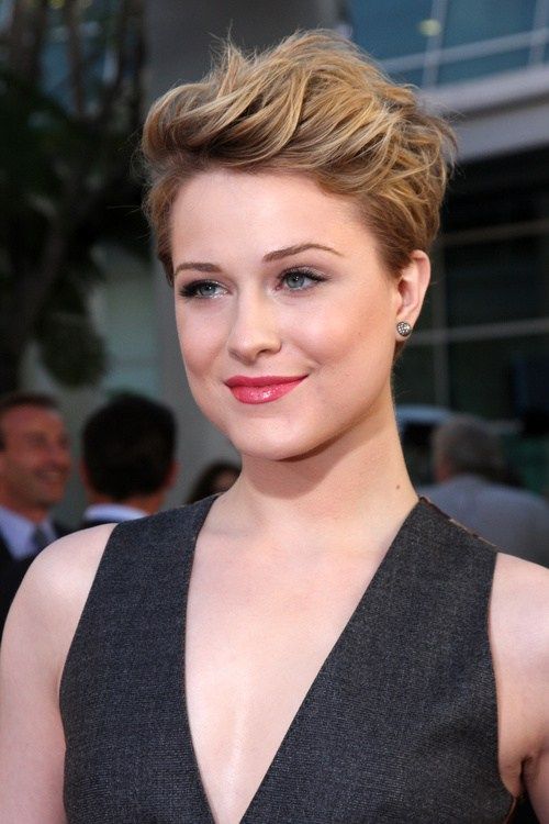 сладък pixie hairstyle for a round face