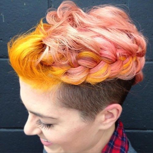 дълж top short sides hairstyle for women