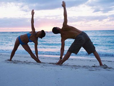 瑜伽在沙滩上