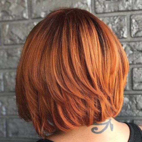 One-Дължина Red Bob With Piece-Y Layers