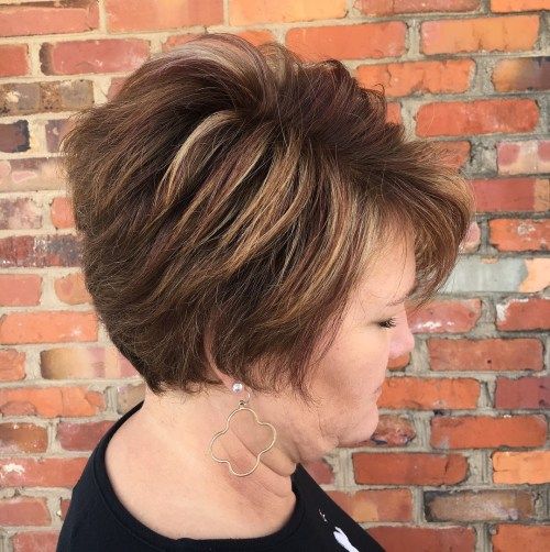 Dlouho Brown Pixie Hairstyle With Highlights