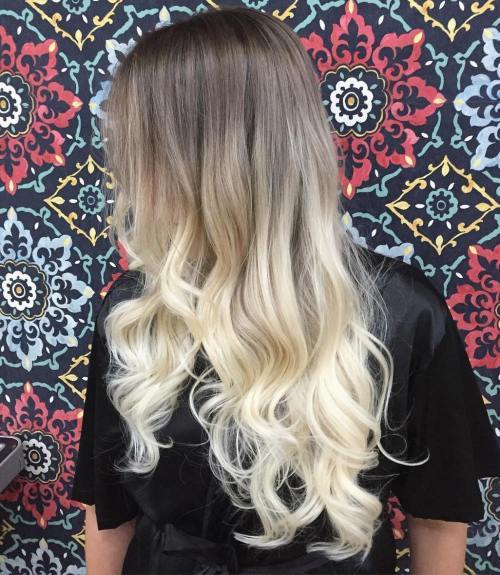 дълго Blonde Ombre Hair