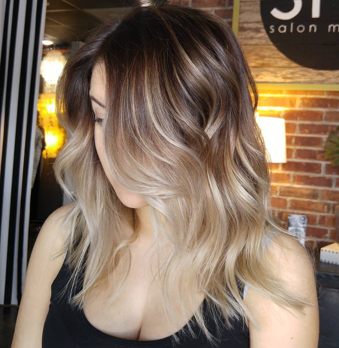 Měkký Brown Ombre With Highlights
