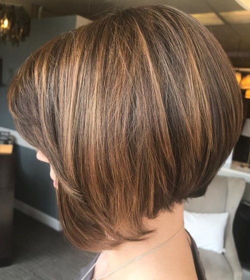 карамел Brown Bob with Elongated Front Pieces