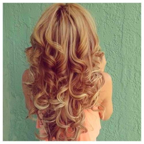 jahoda blonde curls with highlights