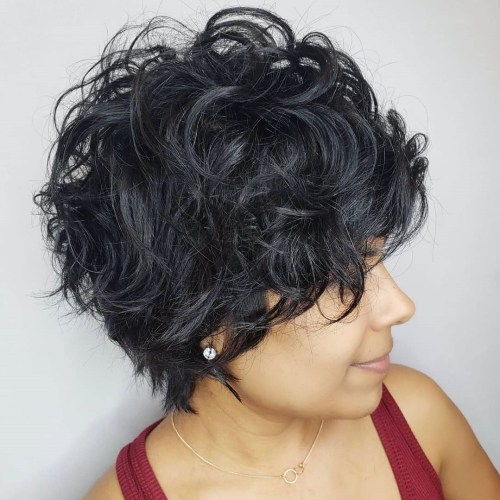 Krátký Blue-Black Tousled Curly Hairstyle