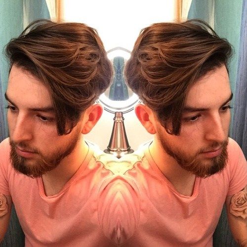 stylový medium hairstyle for men