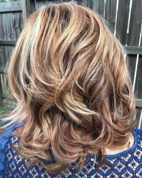 Bronde Highlighted Wavy Hairstyle