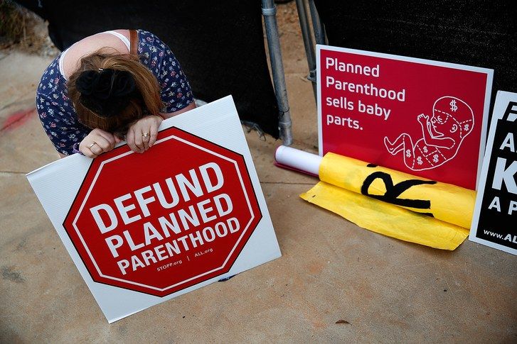 WASHINGTON, DC - SEPTEMBER 21: Right to Life advocate Linda Heilman prays during a sit-in in front of a proposed Planned Parenthood location while demonstrating the group's opposition to congressional funding of Planned Parenthood on September 21, 2015 in Washington, DC. The Right to Life groups who took part in the protest are also calling on Pope Francis to 