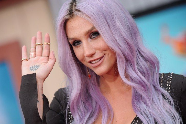 克莎 - 紫色头发-2014