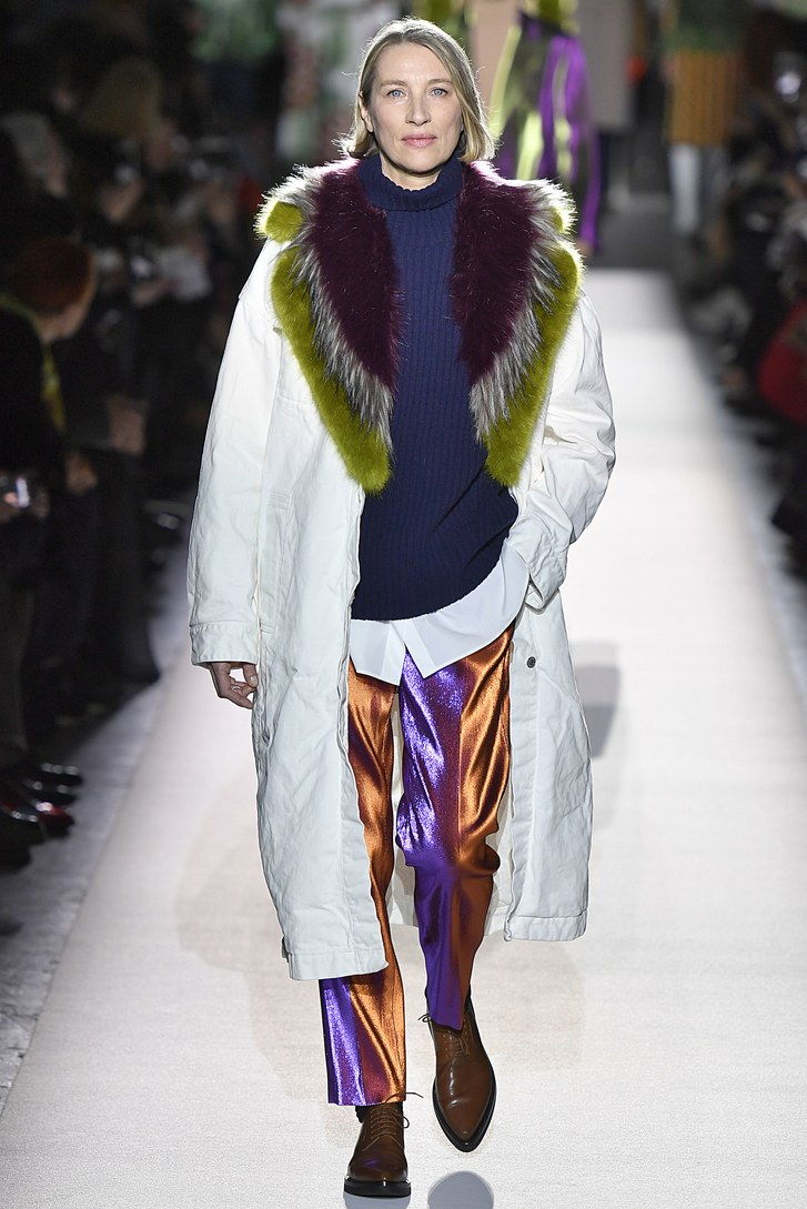 Dries Van Noten: Runway - Paris Fashion Week Damenmode Herbst / Winter 2023/2023