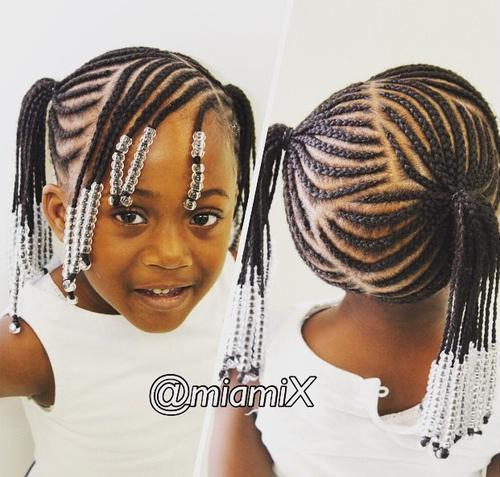 Černá braided ponytail hairstyle for girls