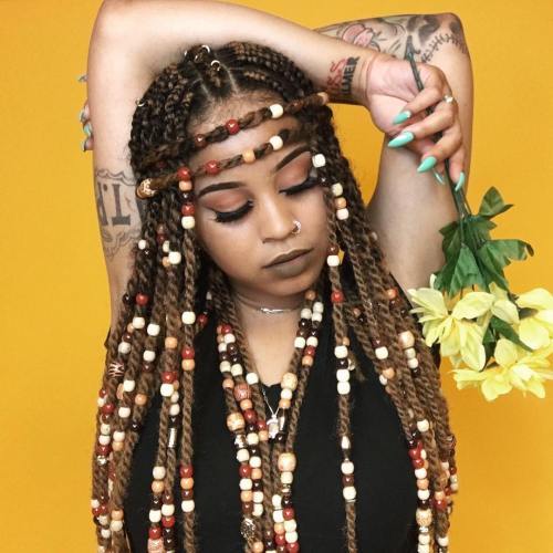 бохемски Hairstyle With Beads