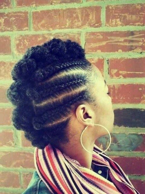 сплетена Mohawk hairstyle for natural hair