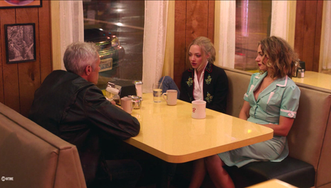 Боби, Becky and Shelly in Twin Peaks: The Return