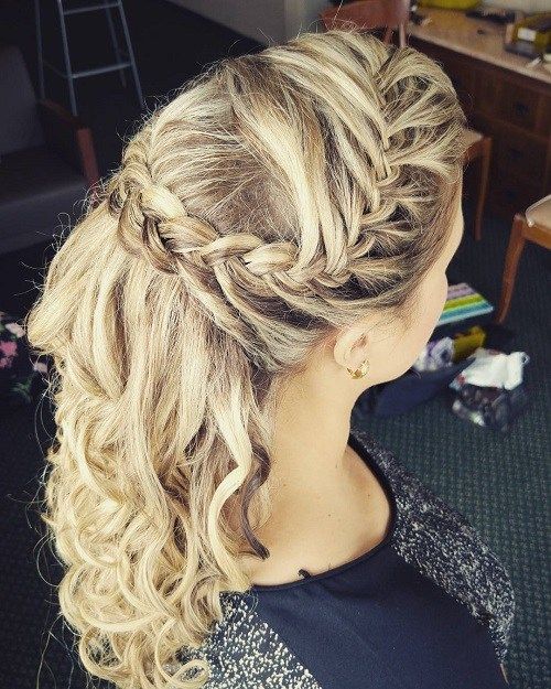 наполовина up braided hairstyle