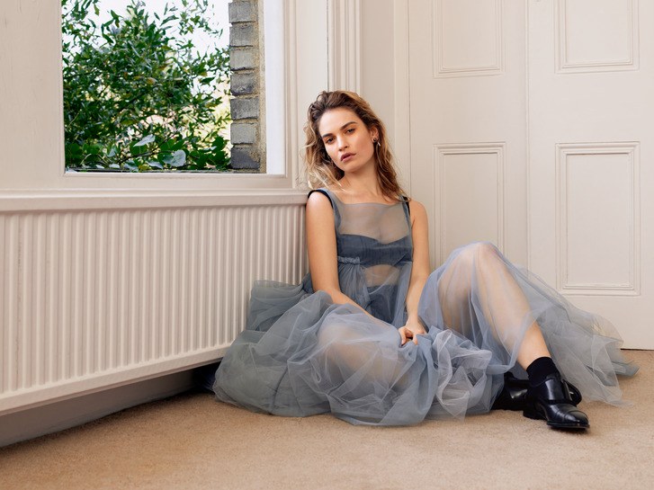 чар August 2023 - Lily James