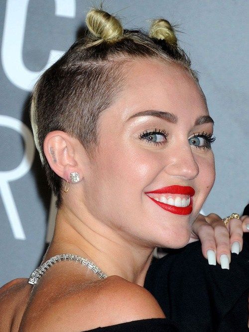 Miley Cyrus短发型