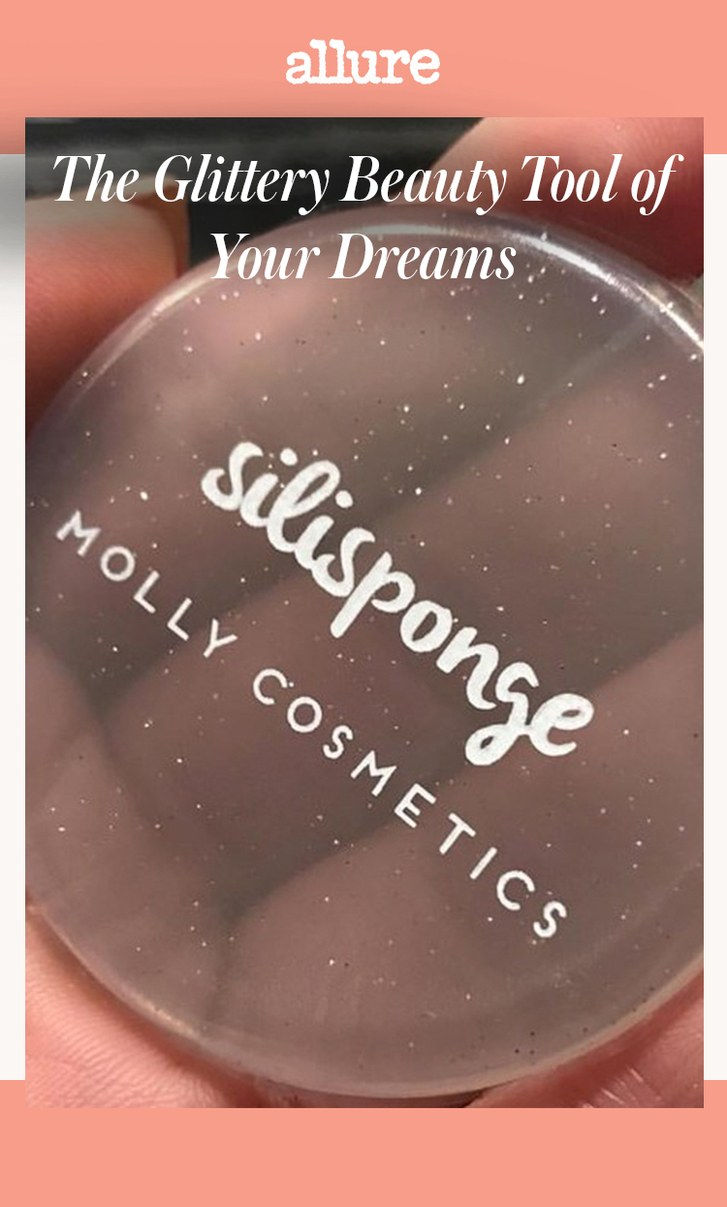 Die Molly Cosmetics StarDust SiliSponge ist das glitzernde Schönheitswerkzeug Ihrer Träume