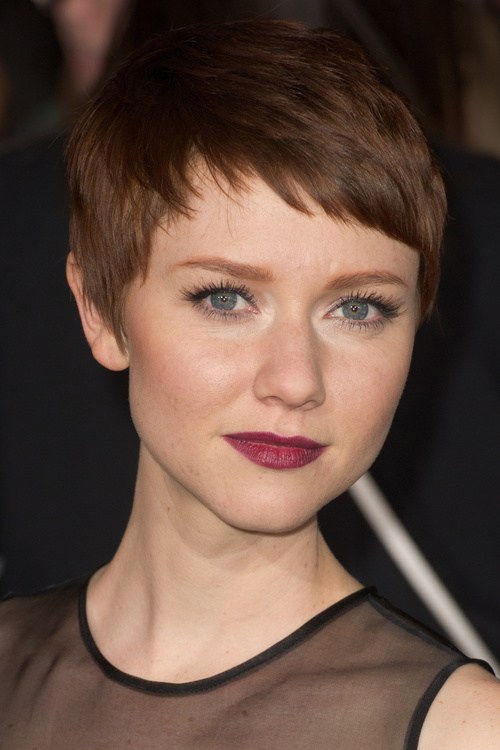 roztomilý pixie haircut with a fringe