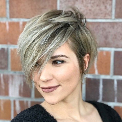Dlouho Shaggy Ash Bronde Pixie With Bangs