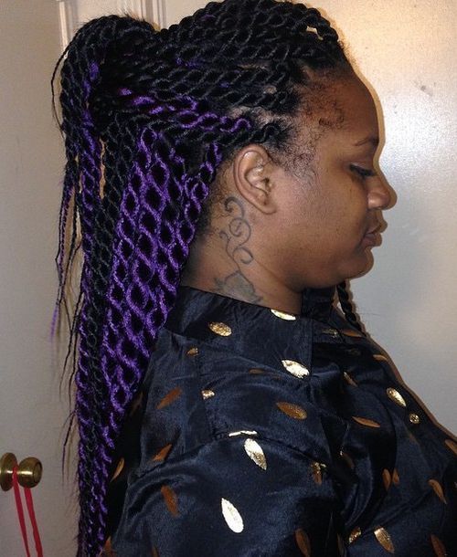 дебел Senegalese twists with purple highlights
