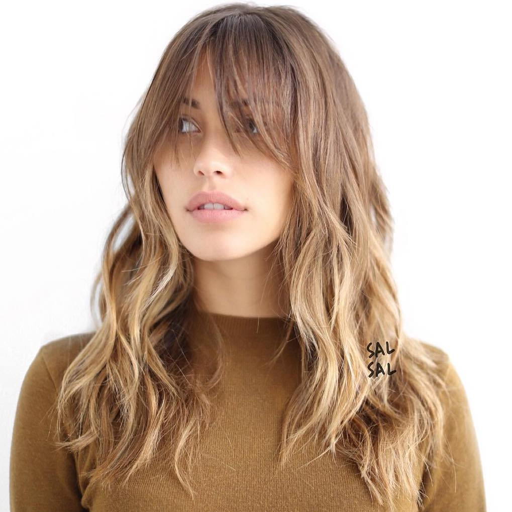 Dlouho Layered Hairstyle With Long Bangs