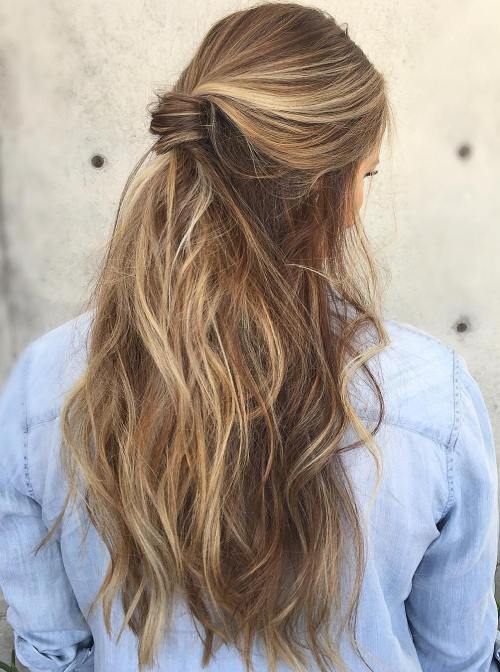 наполовина Up Messy Ponytail For Long Hair