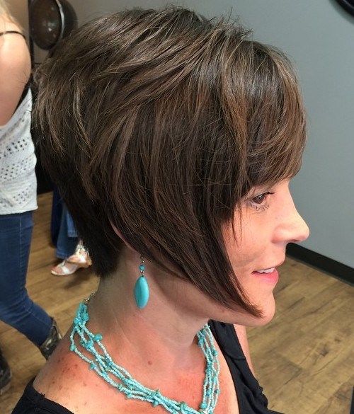 къс layered bob with angled front pieces