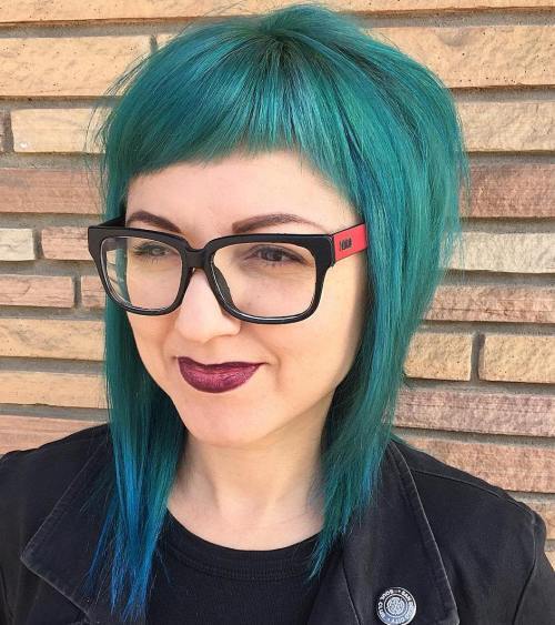 Střední Teal Hair With Cropped Bangs