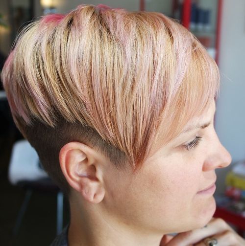 Рус undercut with pastel pink highlights 
