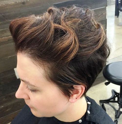 много short formal hairstyle for women